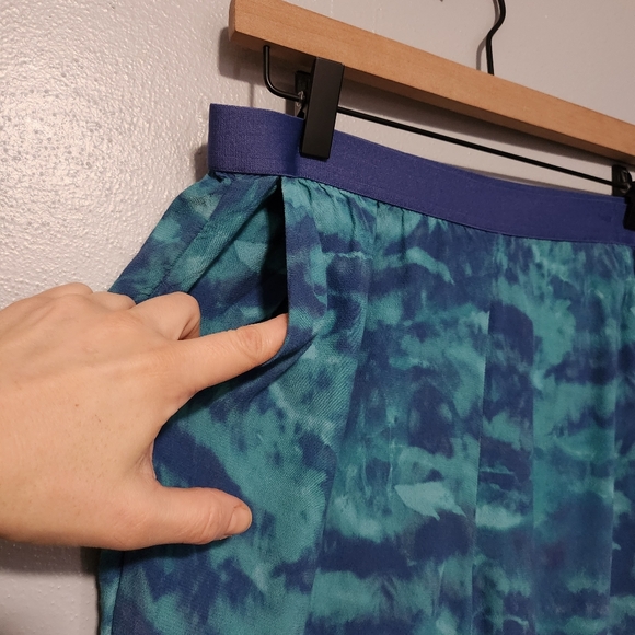 SOFT SURROUNDINGS Womens Petite Small Blue Tie Dye Wide Leg Pants Resort Artsy - Picture 3 of 7